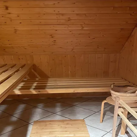 In Elend, Cleaning Included Ferienhaus