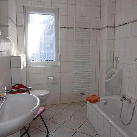 In Elend, Cleaning Included * Elend